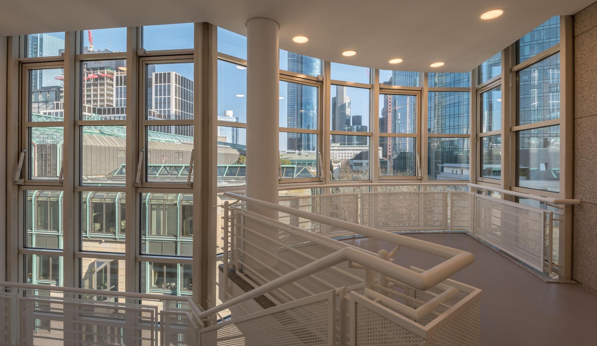 Hilton Garden Inn Frankfurt City Centre Frankfurt am Main Bagian luar foto