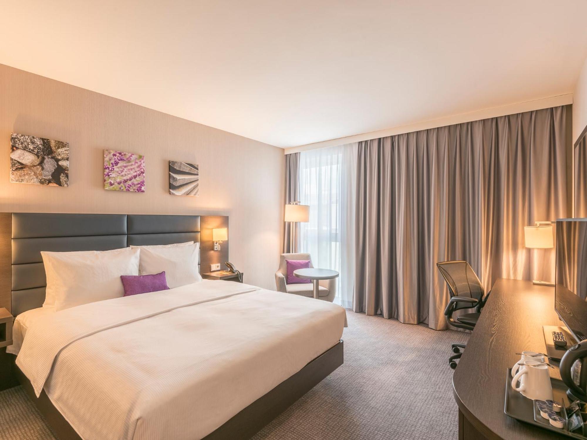 Hilton Garden Inn Frankfurt City Centre Frankfurt am Main Bagian luar foto
